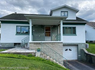 721 W Oak St, Old Forge, PA 18518