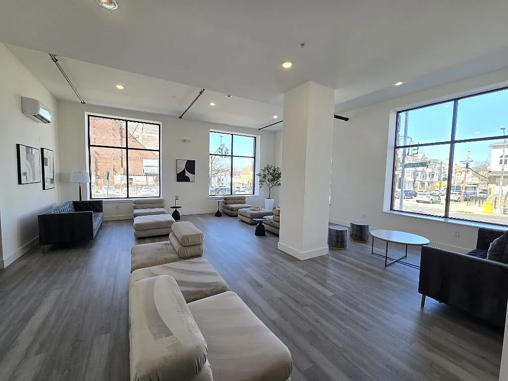 540 Central Ave — Photo 3