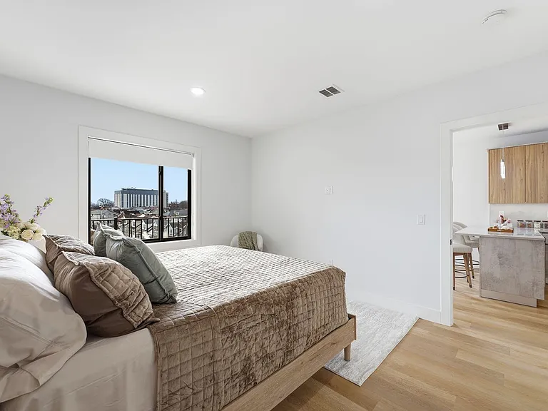 8800 Kennedy Blvd #501 — Photo 13