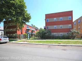 6435 N Damen Ave APT 1E, Chicago, IL 60645