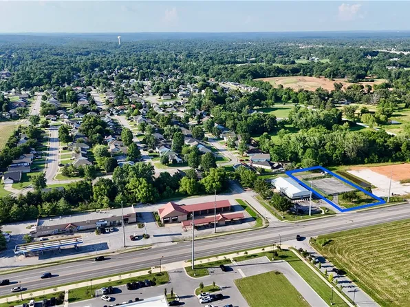 SW 14th St #7, Bentonville, AR 72712