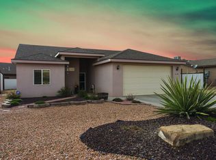 1201 Otono Cir, Farmington, NM 87401