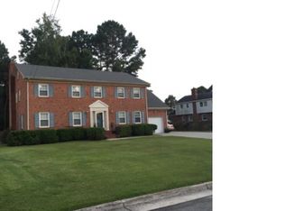 1902 Oxford Rd, Kinston, NC 28504