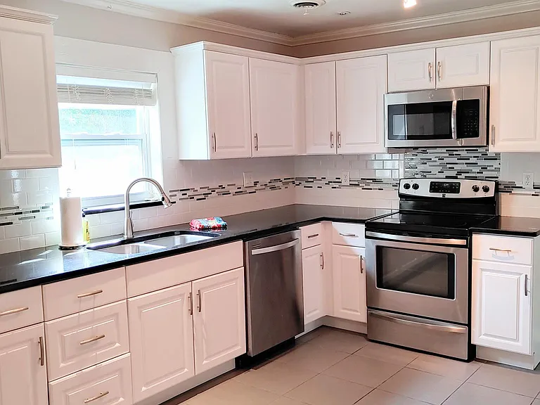1309 Park Ave NW #A — Photo 6
