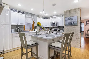 90 West 21st Street, #2