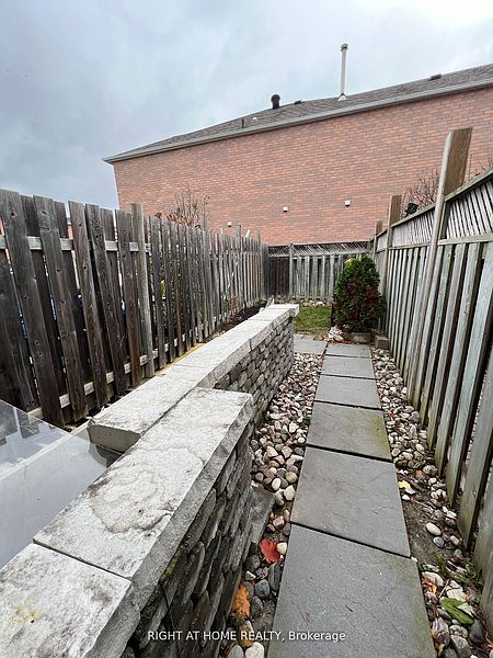 Ajax House for rent - 3 Bedrooms in Ajax