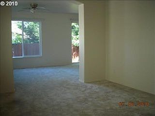 3rd image of 4311 NE 57th Pl