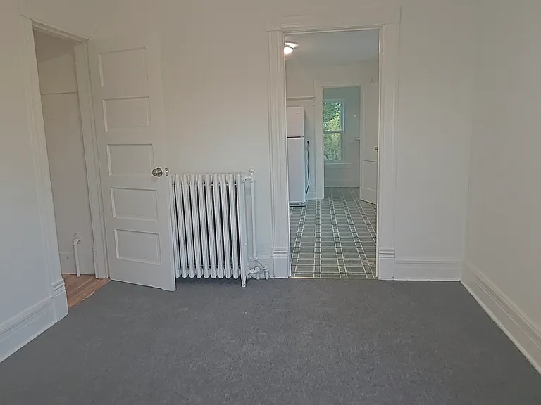 13 Springside Ave — Photo 3