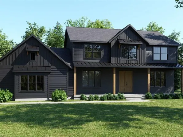664 Vienna Way, Traverse City, MI 49696