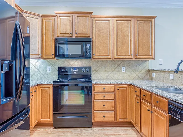 5015 Wyngate Village Dr — Photo 11