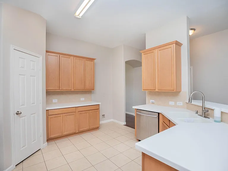 21206 Colton Cove Dr — Photo 9