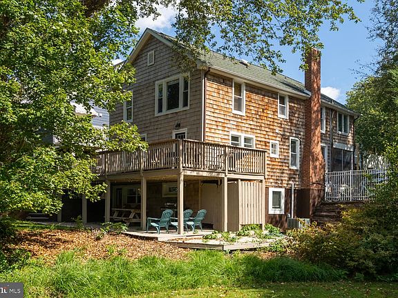 3rd image of 37 Virginia Ave