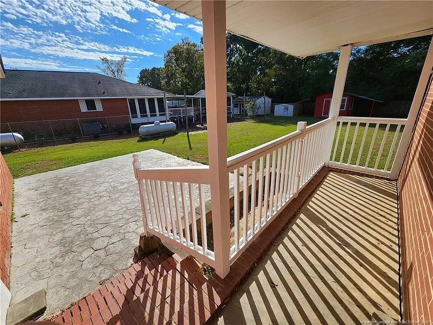 4 bed, 1432 sqft, $1,500 — Photo 3