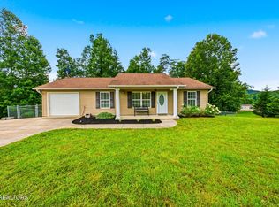 111 Agape Ln, Heiskell, TN 37754
