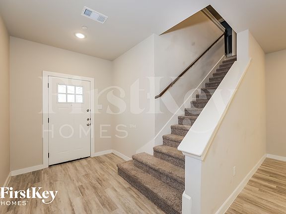 2nd image of 625 Sophia Way
