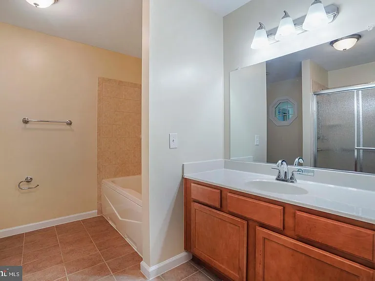 5105 Pheasant Ridge Rd — Photo 23