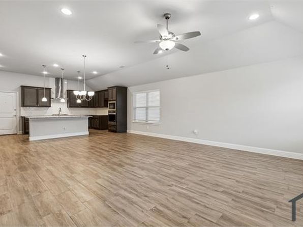 810 Mildren Ln