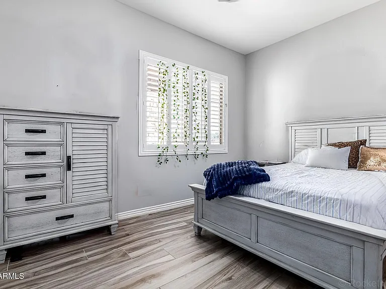 20394 E Calle De Flores — Photo 19