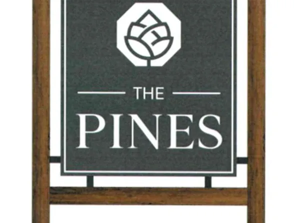 308 E 3rd St, Springfield, GA 31329