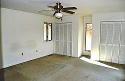 4th image of 4825 Borden Grant Trl