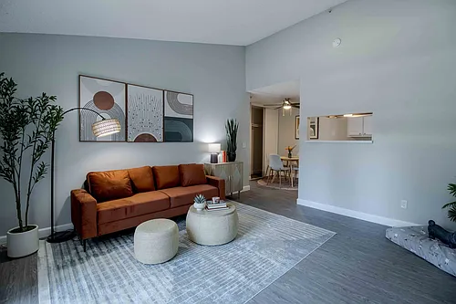 Creekside Park Apartments Photo 1