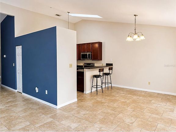 4th image of 3915 NW 7TH PLACE