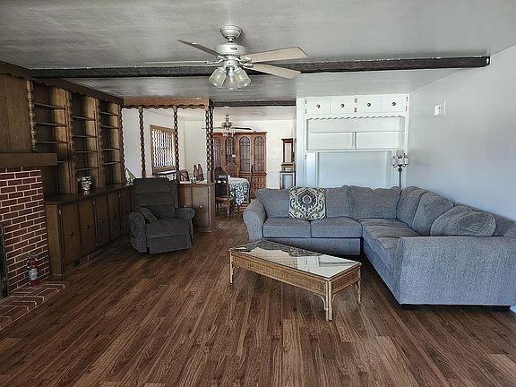 4th image of 847 Churchman Ave