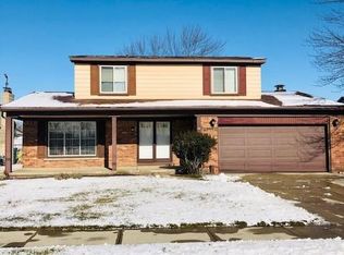 25168 Goddard Rd, Taylor, MI 48180