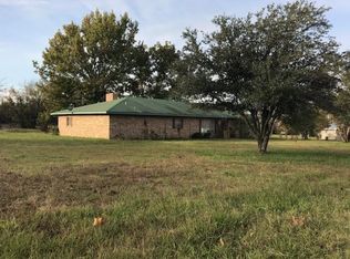 243 County Road 2020, Clarksville, TX 75426