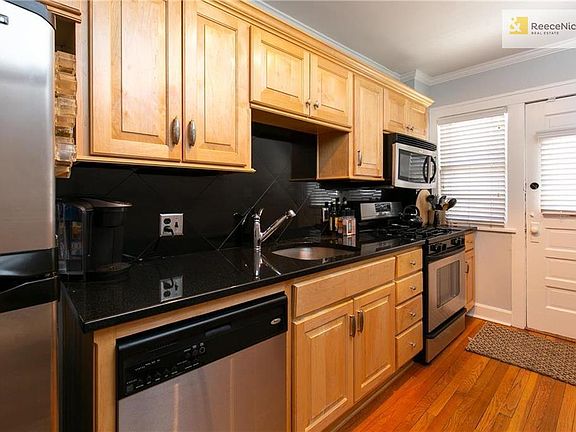 3rd image of 311 E 43rd St APT 1W