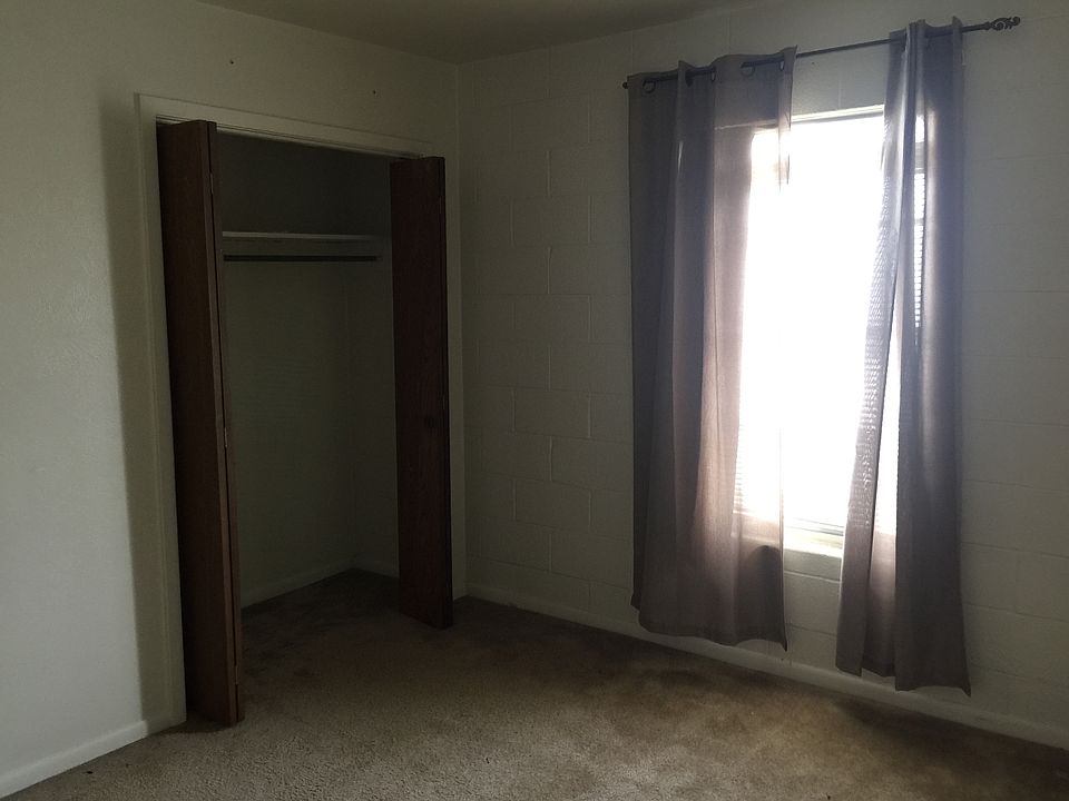 1st image of 207 S 5th St APT 2