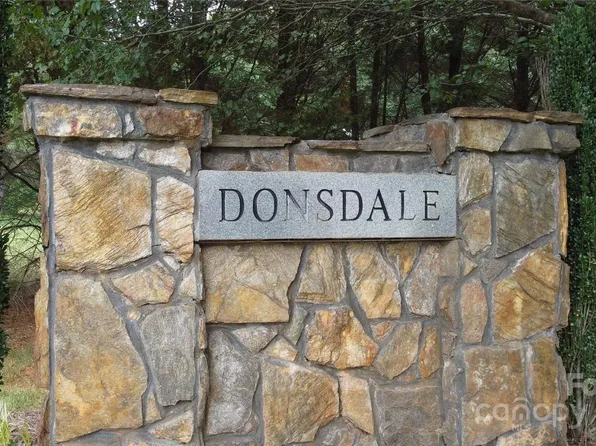 250 Donsdale Dr, Statesville, NC 28625