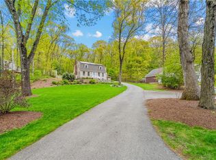 17 Will Croft, Cumberland, RI 02864