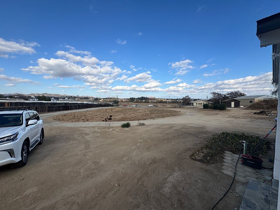 1st image of 25261 Jefferson Ave #25261