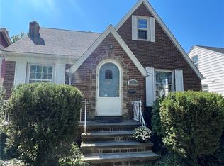 17705 Valleyview Ave, Cleveland, OH 44135