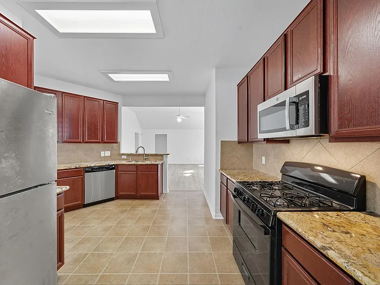 14730 Fir Knoll Way — Photo 13
