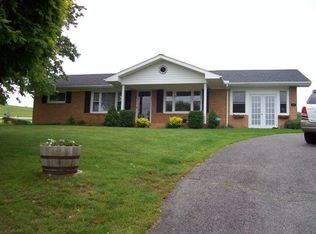 1265 Don Walters Rd, Jefferson, NC 28640