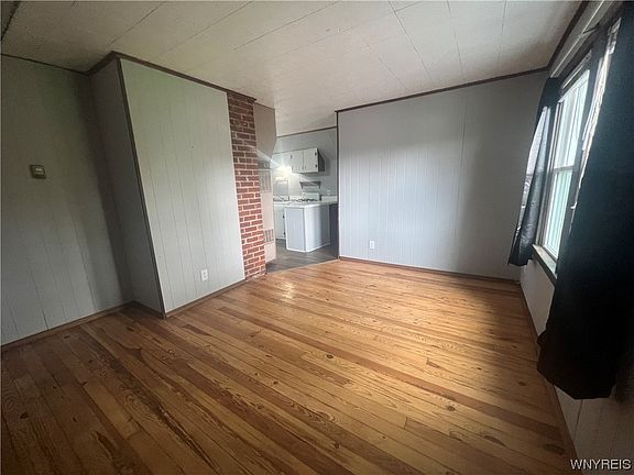 2nd image of 3752 Abbott Rd