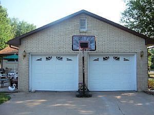 4th image of 501 N Sunny Ln