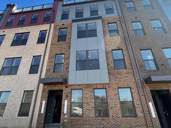 20322 Newfoundland Sq, Ashburn, VA 20147
