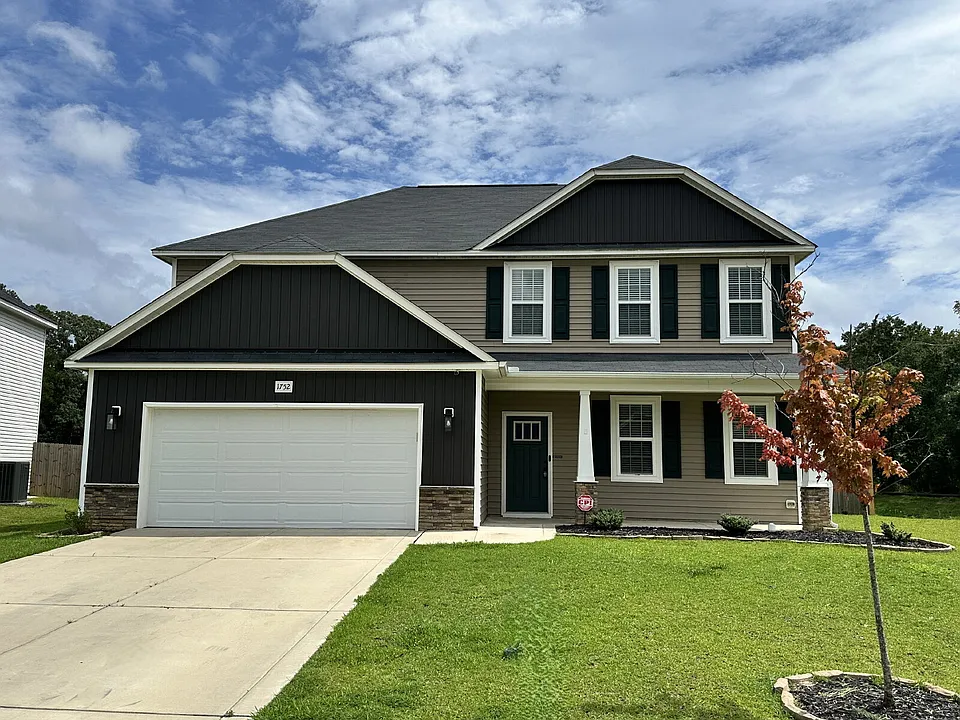 1752 Stackhouse Dr