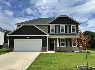 1752 Stackhouse Dr, Fayetteville, NC 28314
