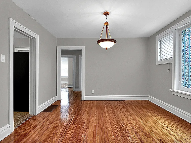 (801) 7009 Amherst Ave — Photo 6