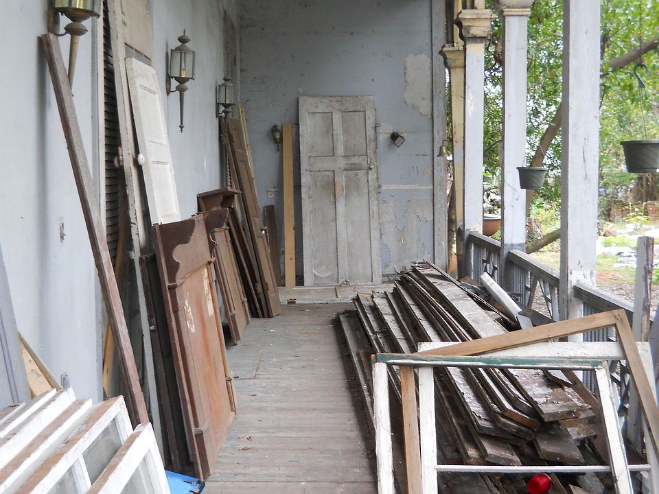 1st image of 928 Euterpe St