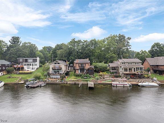 4th image of 3867 Bay Path Dr