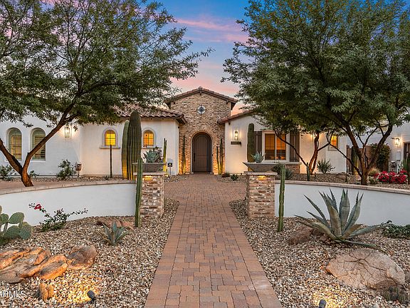 2nd image of 7749 W ARTEMISA Avenue