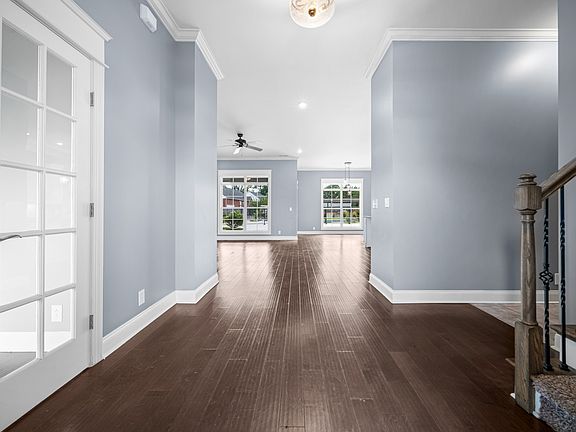 4th image of 7566 Don Bruce Ct