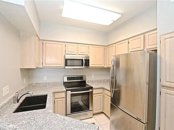 4th image of 23520 Walden Center Dr APT 305
