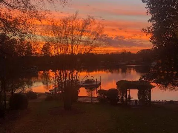 140 Shady Cove Rd, Troutman, NC 28166