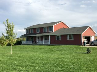 874 N 36th Rd, Utica, IL 61373